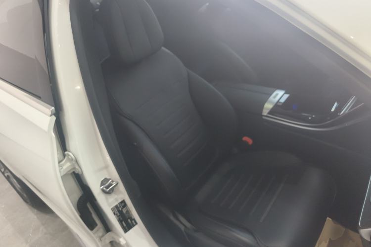 Used Mercedes-Benz C-Class 2022 C 200 L Sport Edition Right Front Seat