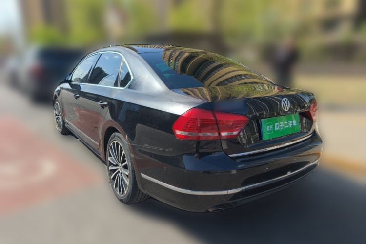 Used Volkswagen Passat 2014 1.8TSI DSG Ultimate Edition Rear Left 45 Deg