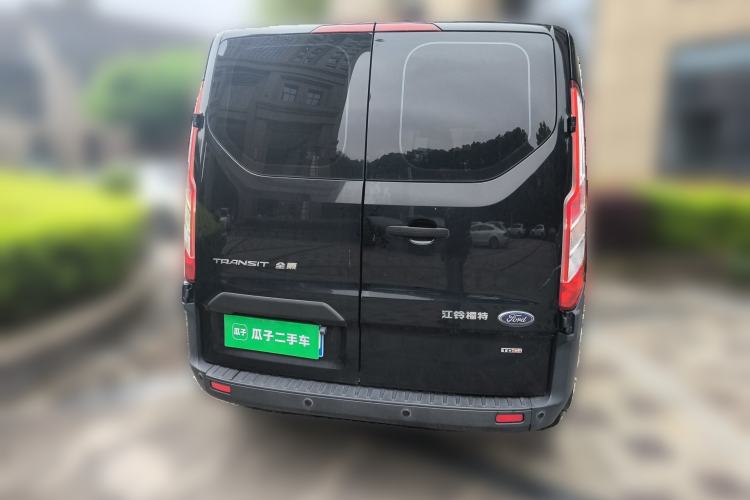 Used Ford Transit 2020 2.0T Diesel Multi-Function Commercial Vehicle Mid-Chassis Low-Roof Design with Dual Rear Doors Emission Standard China V Rear