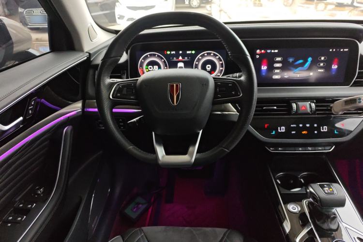 Used Hongqi HS5 2022 Facelifted Version 2.0T Smart Connect Flagship All-Wheel-Drive Edition
