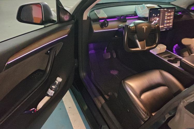 Used Tesla Model Y 2022 Rear-Wheel-Drive Version
