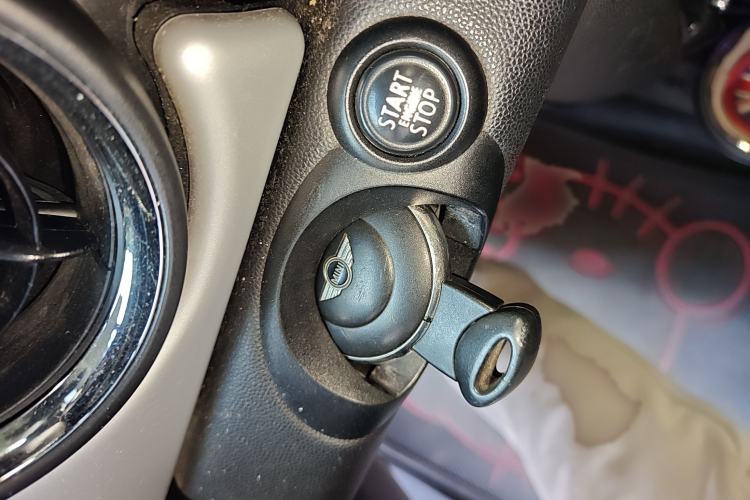 Used MINI MINI 2013 1.6L ONE Limited Edition First Version