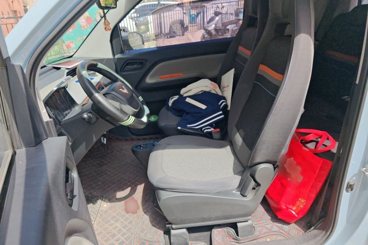 Used Wuling Hongguang MINIEV 2022 Zizai Version Lithium-NMC Left Front Seat