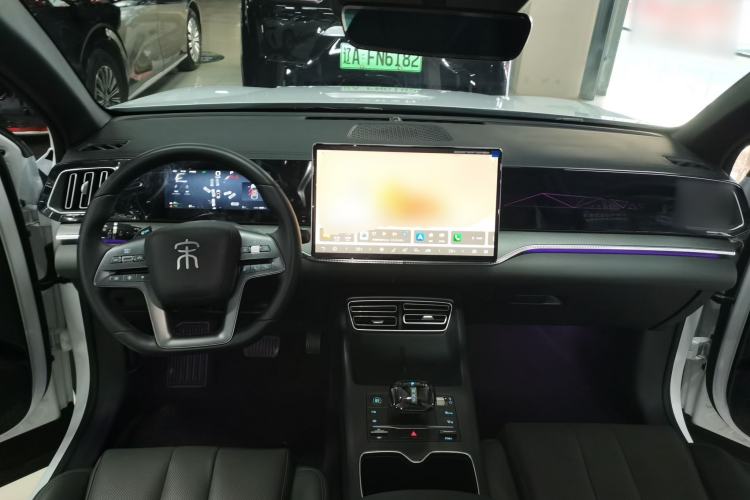 Used BYD Song Pro New Energy 2025 Second-Generation Intelligent Driving Version DM-i 115KM Excellence Edition Center Console