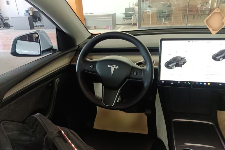 Used Tesla Model Y 2022 Rear-Wheel-Drive Version