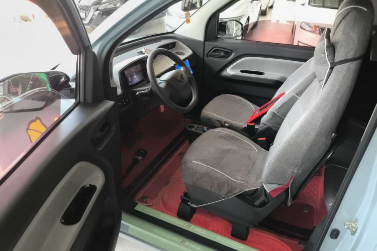 Used Wuling Hongguang MINIEV 2020 Enjoy Edition Lithium-Ion Battery Driver Seat