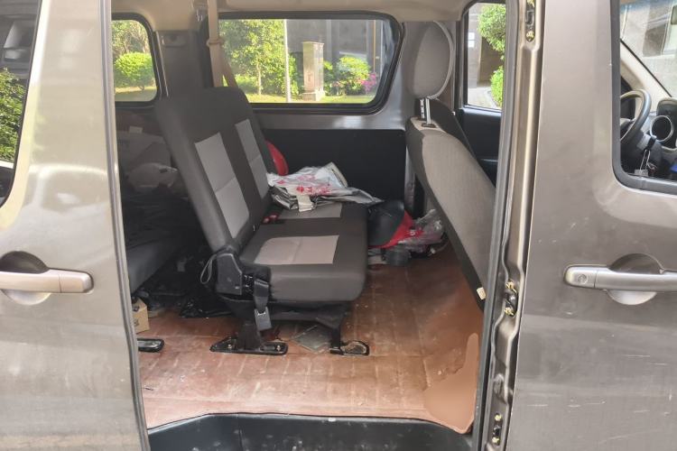 Used CHANGAN KAICHENG Ruixing M60 2020 1.5L Standard Version China VI 6-Seater DAM15KR