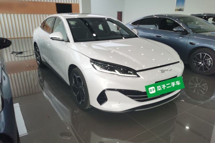 Used BYD Seal 06 New Energy 2024 DM-i 120KM Flagship Model Front Right 45 Deg