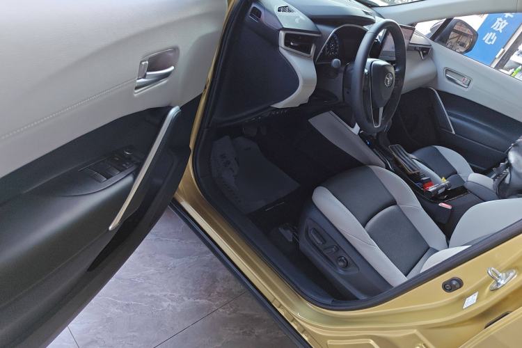 Used Toyota FRONTLANDER 2023 2.0L Smart Electric Hybrid Dual-Engine Deluxe Version