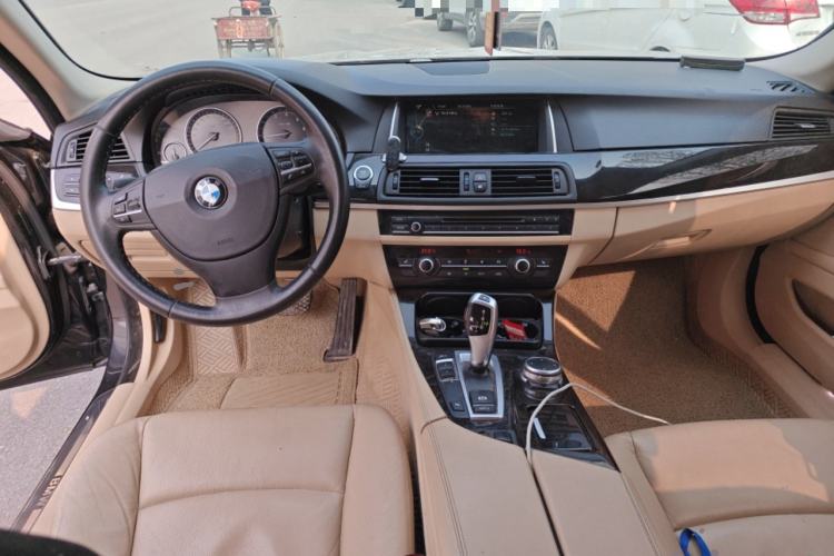 Used BMW 5 Series 2013 525Li Leading Model