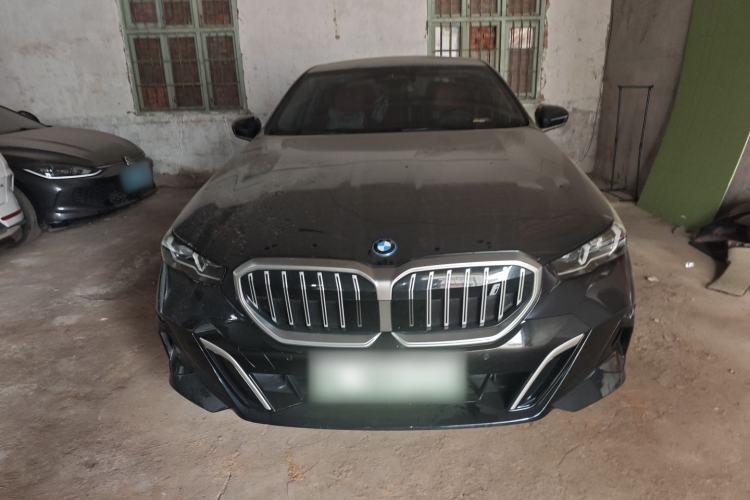 Used BMW i5 2025 eDrive 35L M Sport Package
