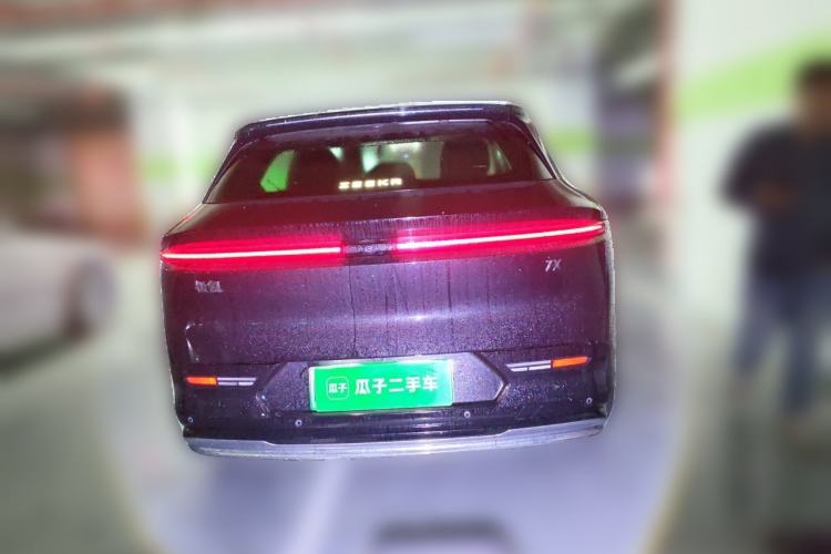 Used Zeekr 7X 2025 100 kWh Long-Range Rear-Wheel Drive with Intelligent Driving Features
