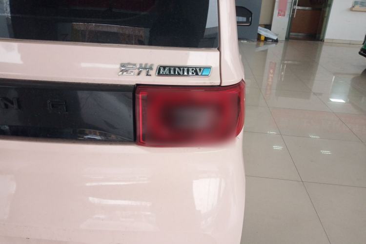 Used Wuling Hongguang MINIEV 2021 Macaron Fashion Model Lithium Iron Phosphate
