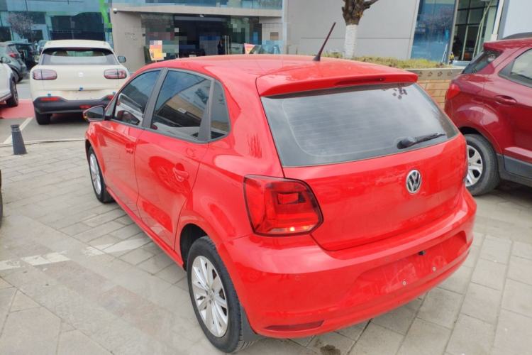 Used Volkswagen Polo 2014 1.6L Manual Comfort Edition
