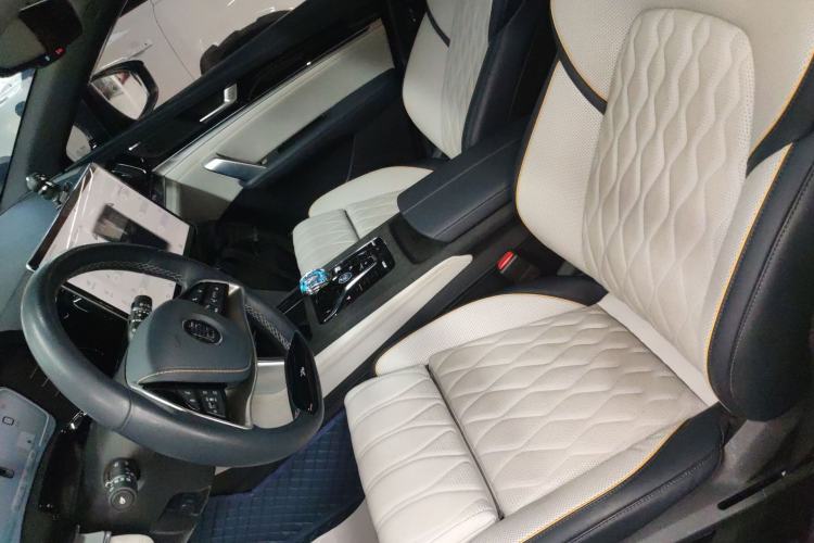 Used BYD Tang New Energy 2022 DM-p 215KM Four-Wheel Drive Flagship Model
