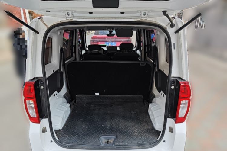 Used Wuling Zhiguang New Energy 2025 Standard Model
