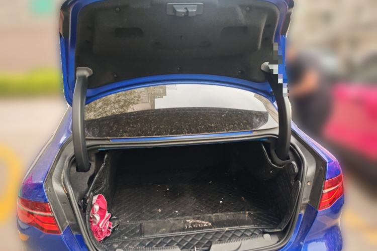 Used Jaguar XEL 2020 2.0T 200 PS R-DYNAMIC S Advanced Sport Edition Trunk