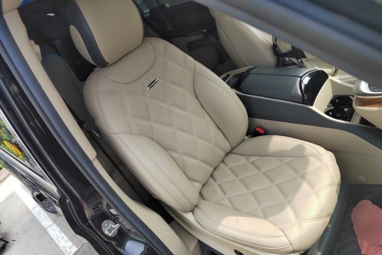 Used Mercedes-Benz V-Class 2016 V 260 Avantgarde Edition
