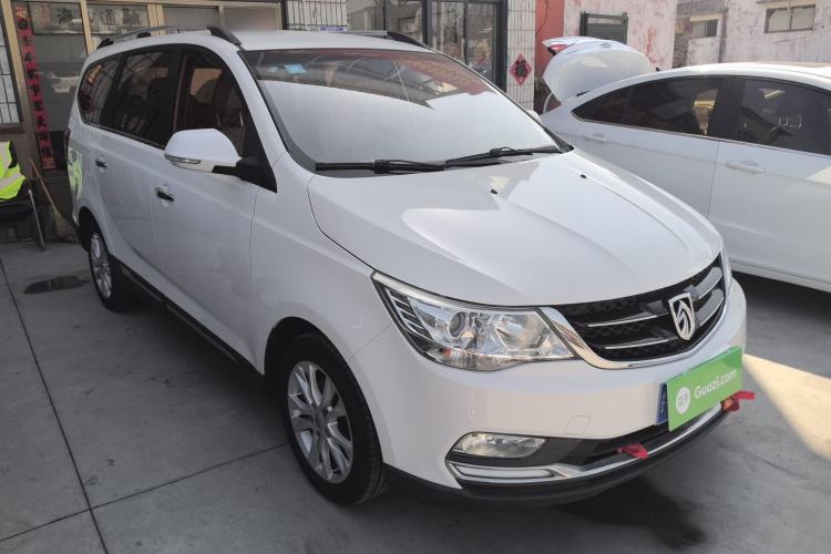 Used Baojun 730 2016 1.5L Manual Comfort Version 7 Seats China V Emission Standard Exterior 1