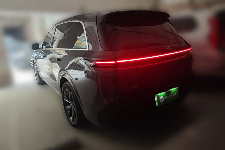 Used Li Auto L8 2023 Pro Model
