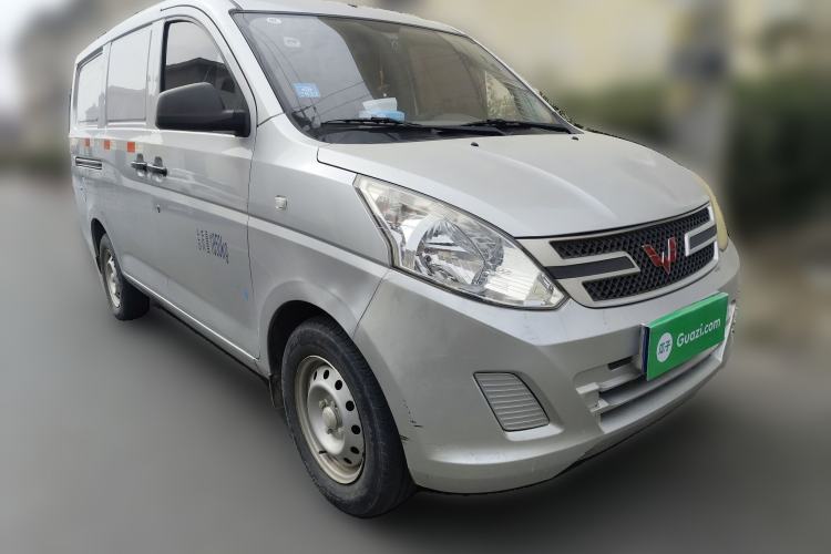 Used Wuling Rongguang V 2019 1.5L Window-Sealed Utility Model China VI LAR Front Right 45 Deg