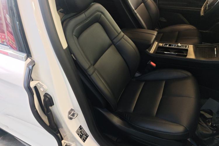 Used Lincoln Corsair 2023 2.0T Two-Wheel Drive Luxury Edition Right Front Seat