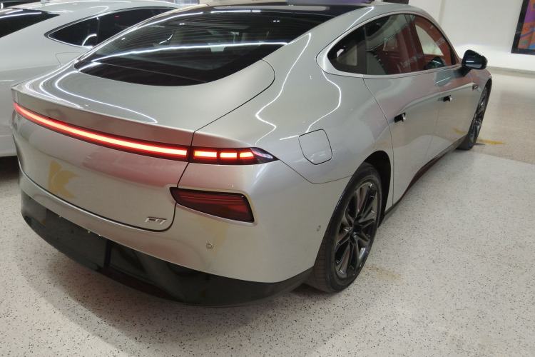 Used XPeng P7 2020 670N Rear Right 45 Deg