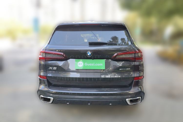 Used BMW X5 2022 xDrive 30Li Luxury M Sport Package