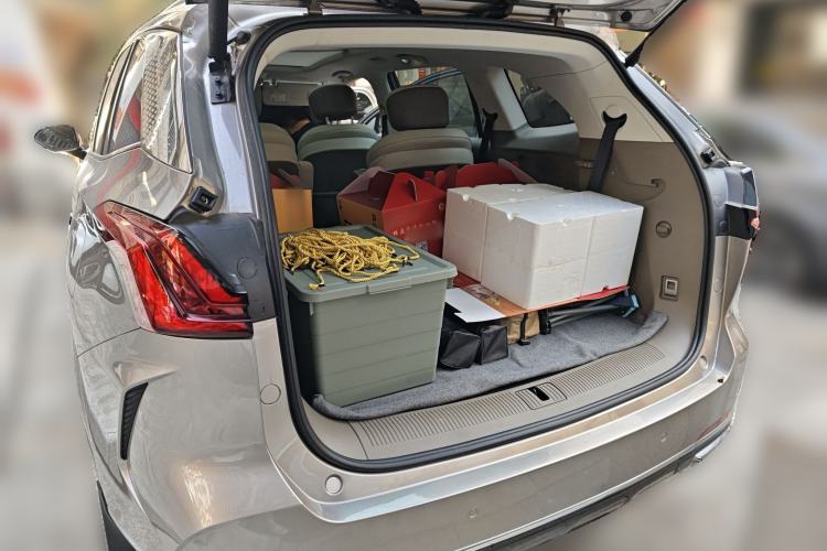 Used Roewe RX9 2023 2.0T Two-Wheel Drive Enjoyment Version
