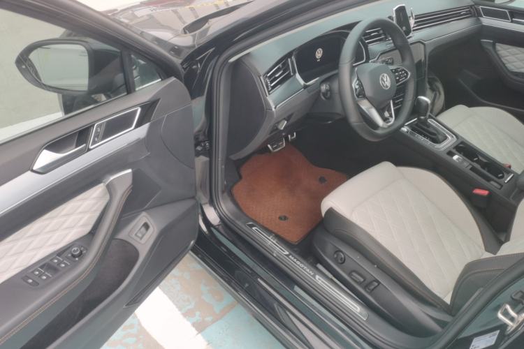 Used Volkswagen Magotan 2023 2 Million Units Commemorative Edition 330TSI DSG Luxury Version