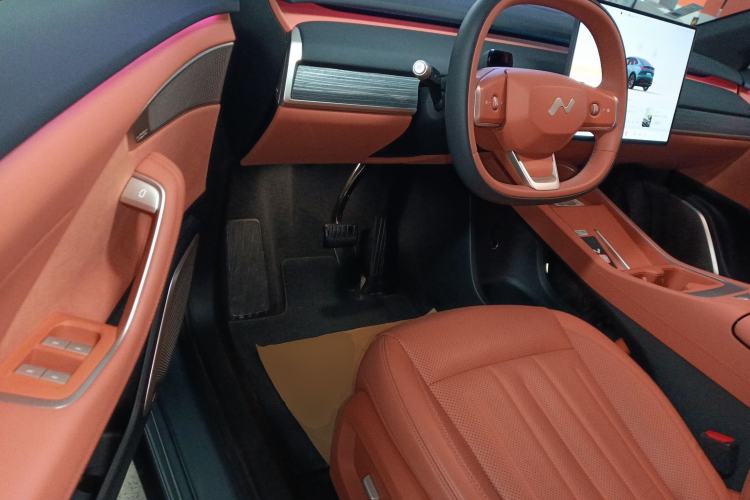 Used ONVO L60 2024 60 kWh Rear-Drive Version