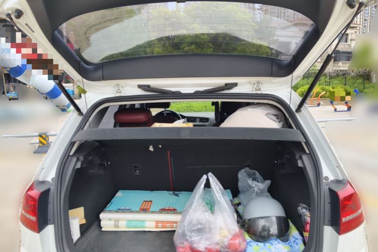 Used Volkswagen Golf 2014 1.4TSI Automatic Comfort Model Trunk