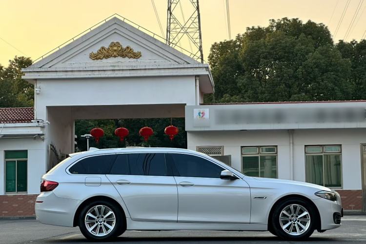 Used BMW 5 Series 2014 520i Touring Edition
