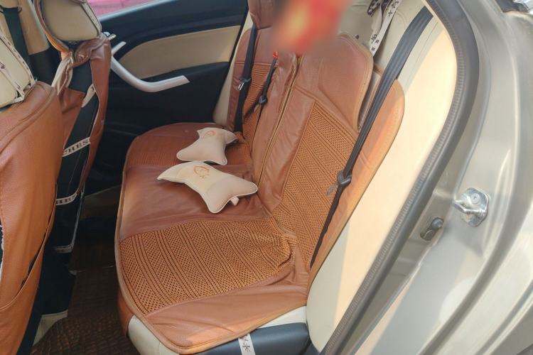 Used CHANGAN Alsvin V7 2016 1.6L Manual Enjoyment Model China V Standard
