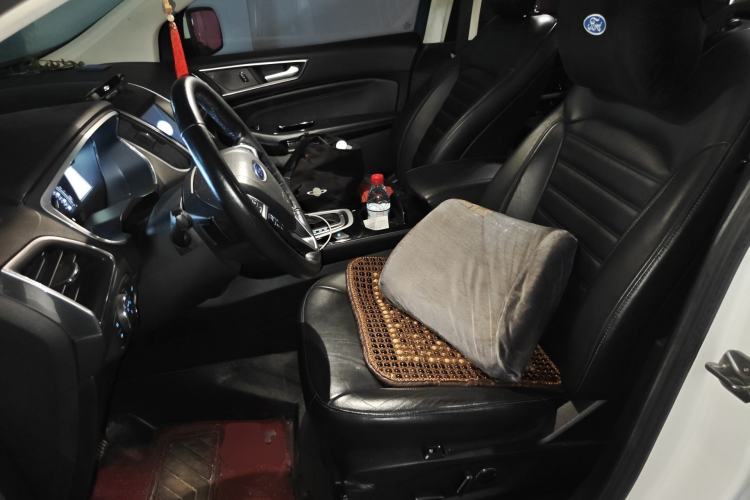 Used Ford Edge 2016 EcoBoost 245 Two-Wheel-Drive Titanium 7-Seater Left Front Seat