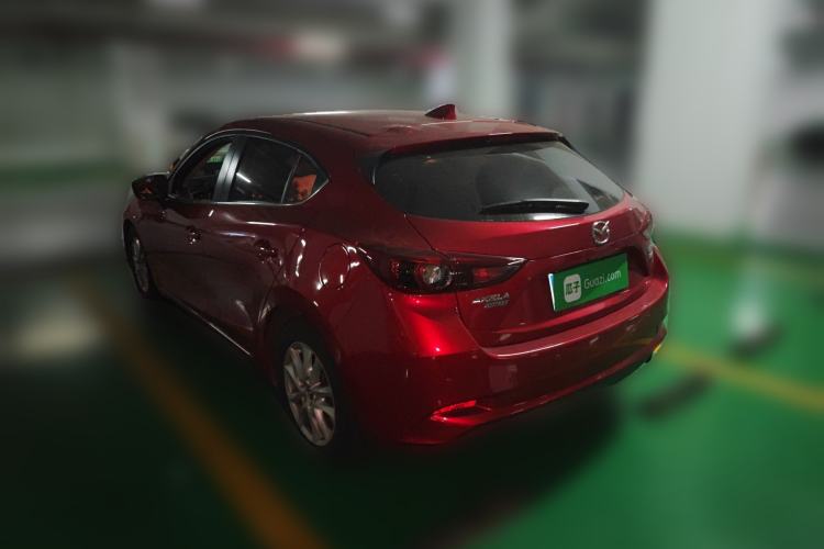 Used Mazda 3 Axela 2017 Hatchback 1.5L Automatic Luxury Model Emission Standard China V