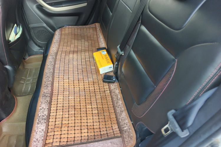 Used Changan CS35 2014 1.6L Automatic Luxury Model China IV Standard
