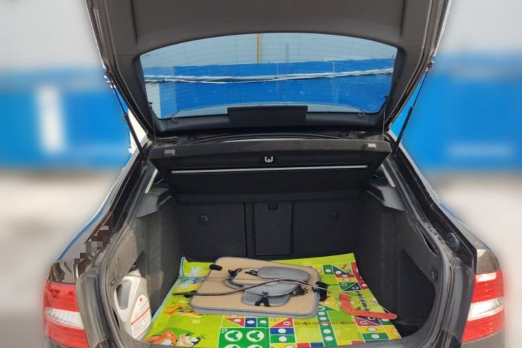 Used Skoda Superb 2013 1.8TSI Automatic MingShi Edition Trunk