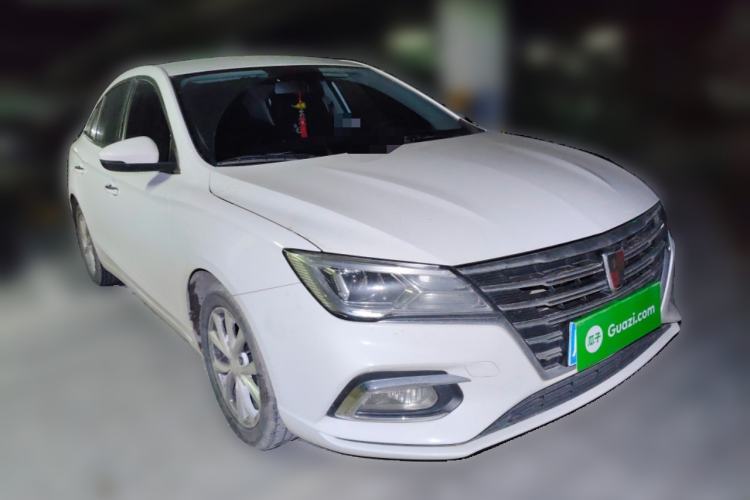 Used Roewe i5 2020 1.5L Manual 4G Connect Luxury Edition
