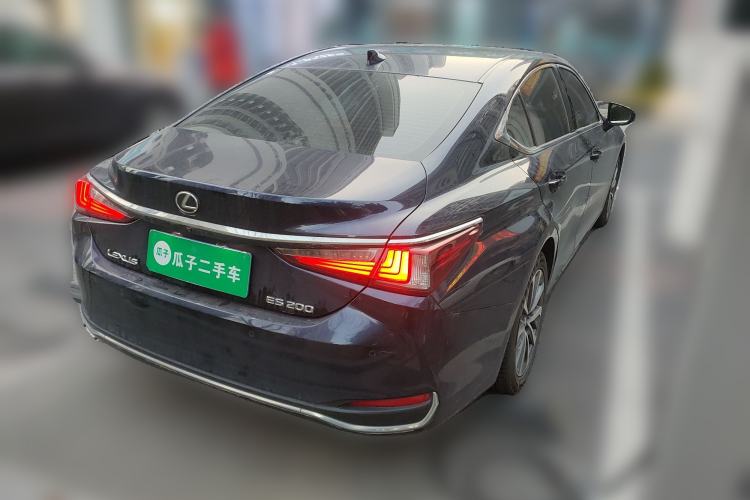 Used Lexus ES 2021 200 Excellence Edition
