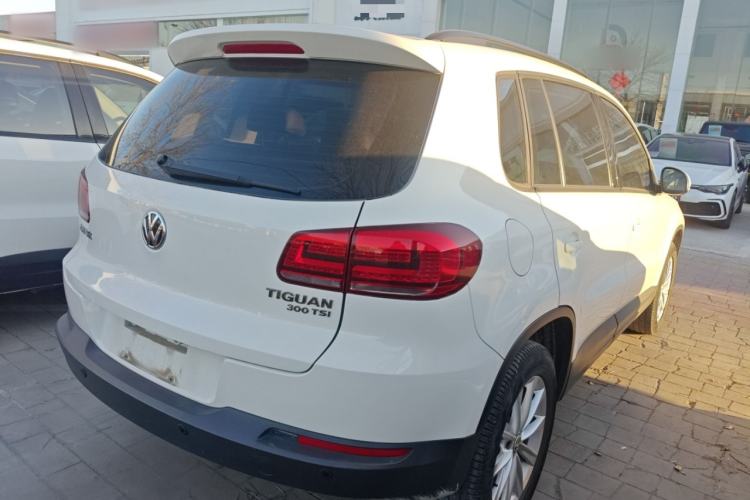 Used Volkswagen Tiguan 2017 300TSI Automatic Two-Wheel Drive Silk Road Comfort Edition
