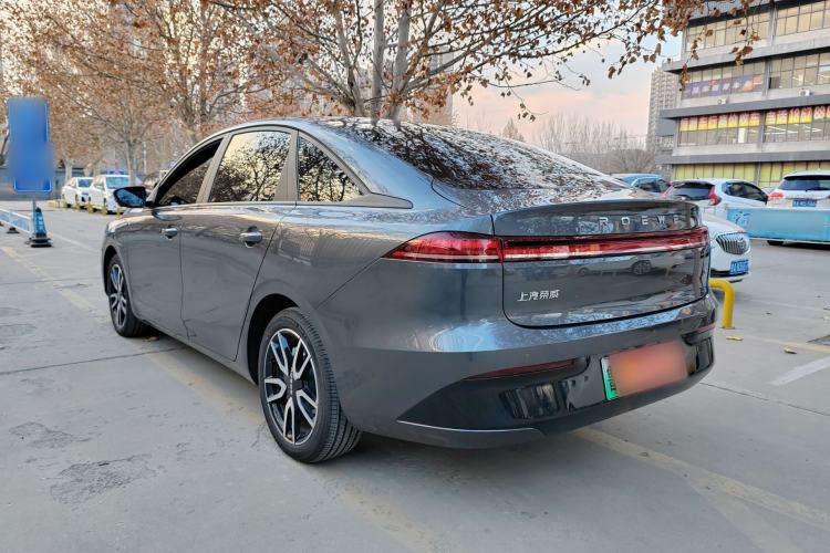 Used Roewe D6 2025 450km Deluxe Edition