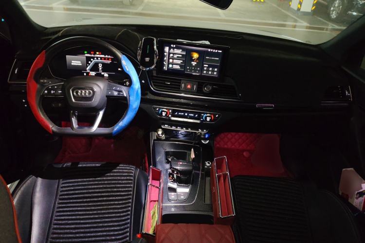 Used Audi Q5L Sportback 2022 40 TFSI Fashion Model Center Console