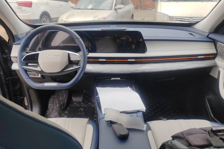 Used EXEED Zhuifeng C-DM 2024 C-DM 1.5 TCI 105KM Luxury Edition Center Console