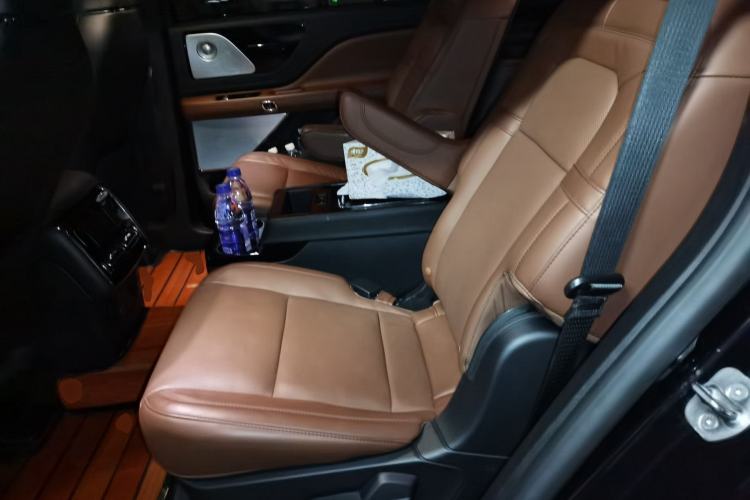 Used Lincoln Aviator 2021 3.0T V6 All-Wheel-Drive Executive Edition