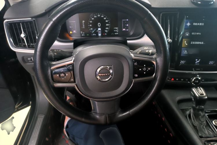 Used Volvo S90 2019 T4 Zhiyi Edition