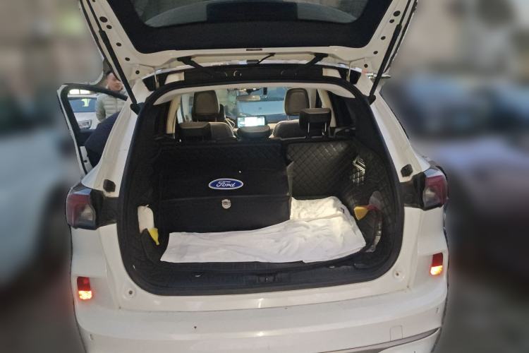 Used Ford Escape New Energy 2021 PHEV model
