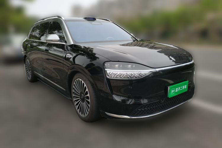 Used Hima AITO M9 2025 Extended-Range Max Version 52 kWh 6-Seater Edition Front Right 45 Deg