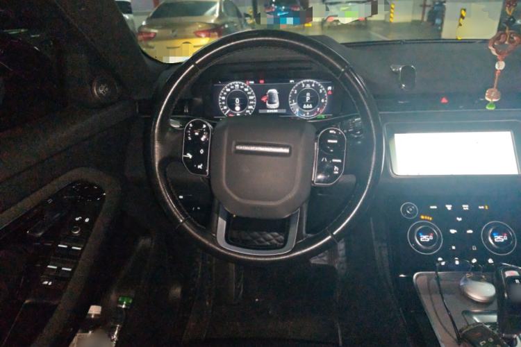 Used Land Rover Range Evoque 2020 249 PS Youth Edition Steering Wheel