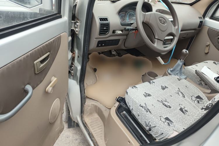 Used FAW Jiabao V70 II 2012 1.0L Standard Version